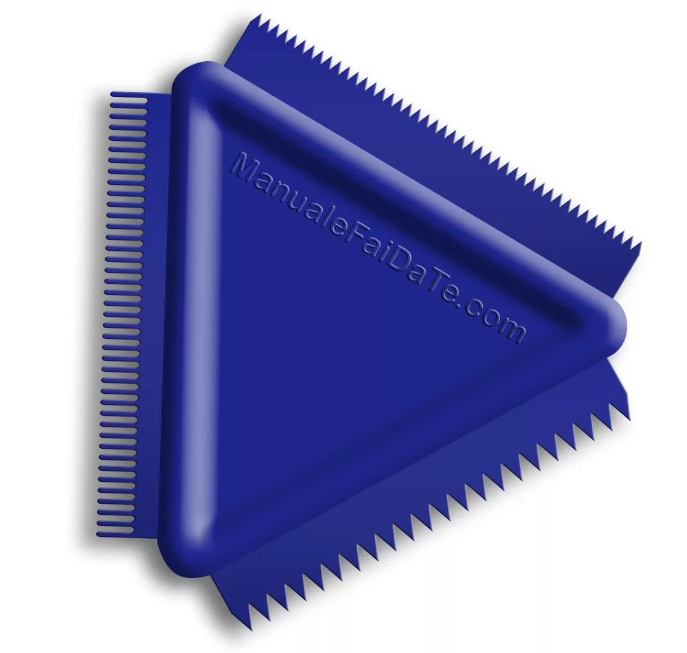 Decorate with a comb