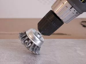paint off metal brush iron