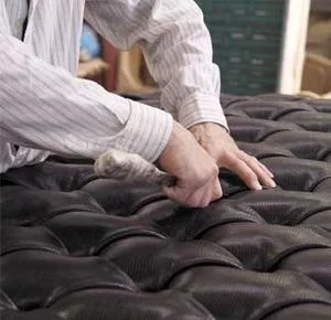 capitonne upholsterer