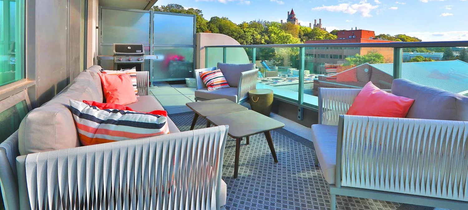 How to clean balconies and terraces