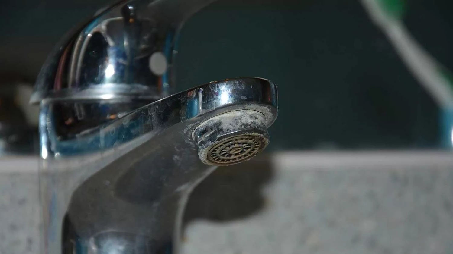 How to remove limescale