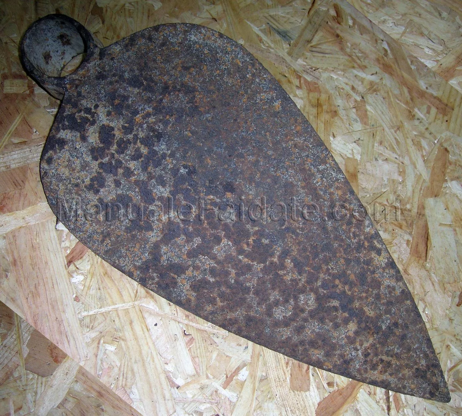 Oxidized metal anticorrosive protective